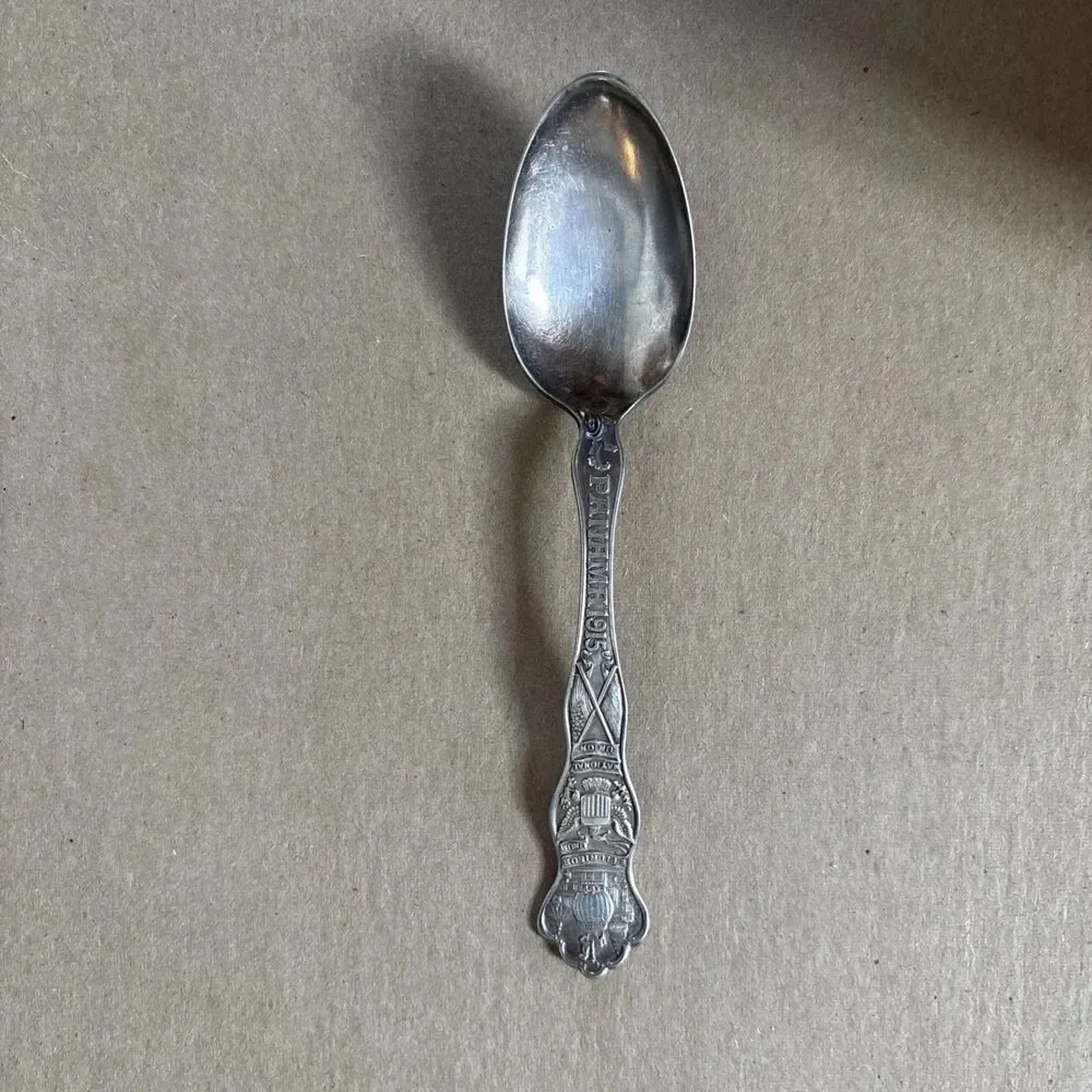 Wallace AI Collectable Spoon Souvenir National Union Panama 1915